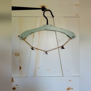 Rustic Twine and Metal Decorative Hanger